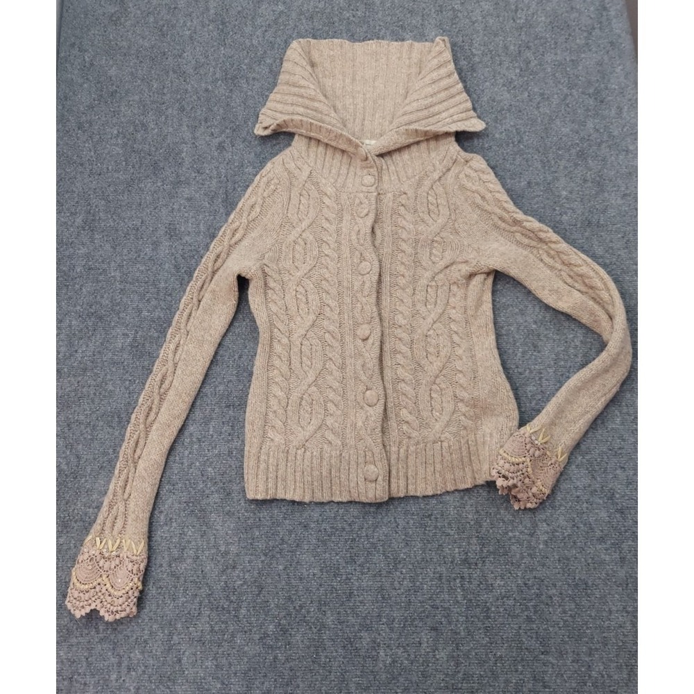 Sleeping on Snow Cardigan Sweater Medium Beige‎ Cable Knit Crochet Button Front